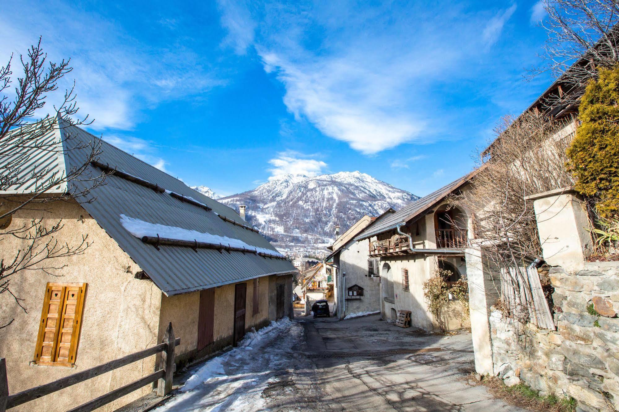 Langley Hotel La Vieille Ferme La Salle-les-Alpes Exterior photo